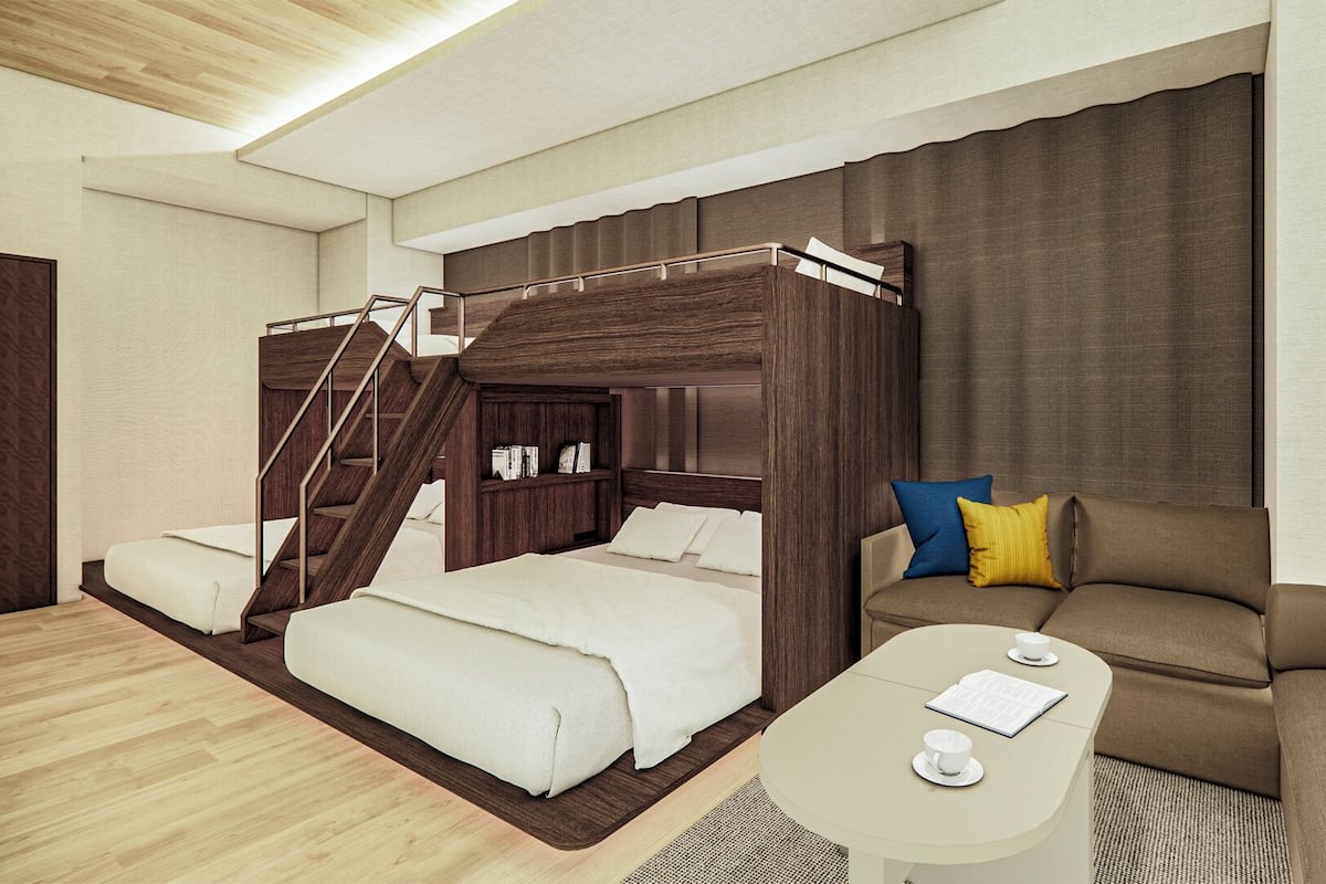 Standard Bank | Premium bedding, in-room safe, desk, laptop workspace