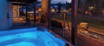 Wolf Creek Luxury Estate by Destination Big Bear : Luxury Mansion! Walk to Skiing/Snowboarding! Movie Room! Game Table Galore!