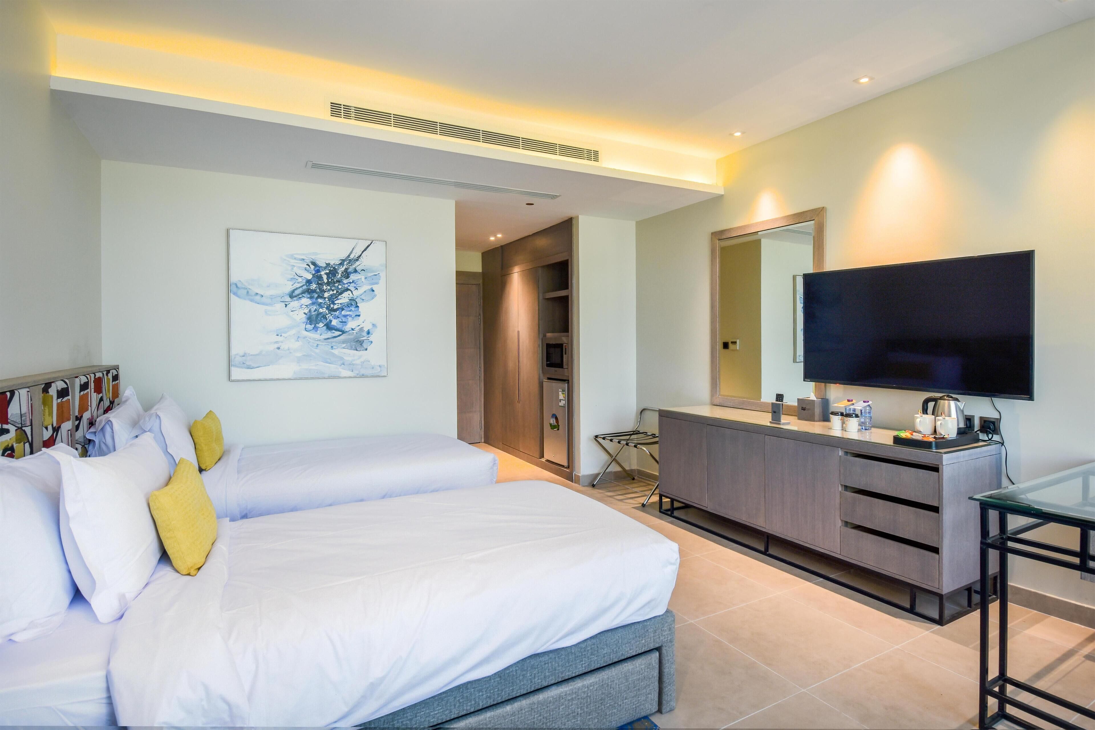 Minibar, wifi gratis y ropa de cama 
