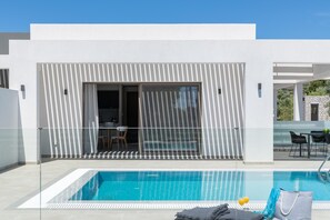 Utomhuspool