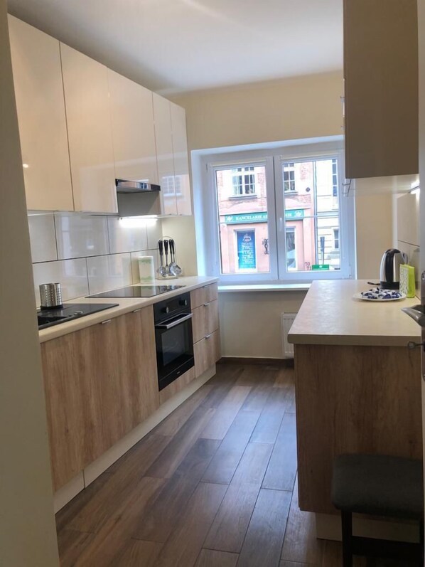 Comfort-Apartment | Eigene Küche | Kühlschrank, Ofen, Herdplatte, Wasserkocher