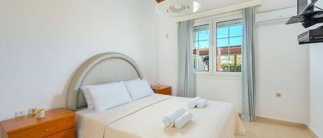 5 chambres, fer et planche Ă repasser, Wi-Fi gratuit, draps fournis