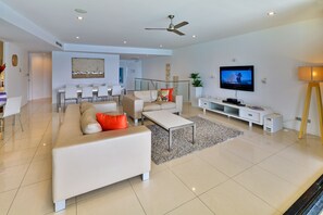 TV, DVD player