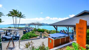 Beach bar