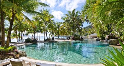 Lagoon Lodge 002