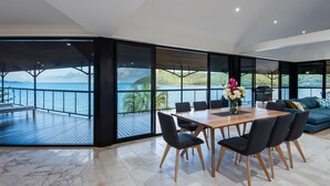 Dining - Mermaids Reach (Whitsundays)