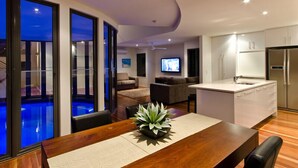 Lobby sitting area - Nautilus (Whitsundays)