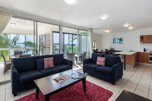 TV, DVD player - Oasis 2 (Whitsundays)