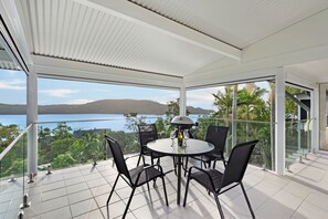 Balcony - Oasis 20 (Whitsundays)