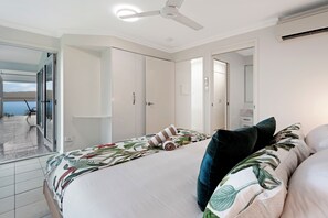 2 bedrooms, iron/ironing board, free cribs/infant beds, free WiFi - Oasis 20 (Whitsundays)