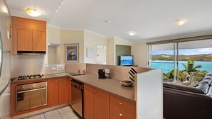 Private kitchen - Oasis 23 (Whitsundays)