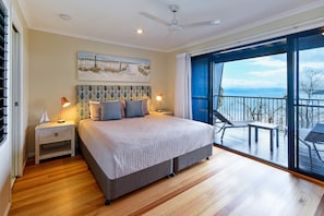 2 bedrooms, iron/ironing board, free cots/infant beds, free WiFi