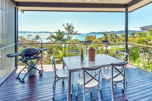 Balcony view - Pinnacle Apartment 4 (Whitsundays)