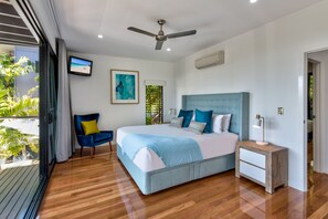 2 bedrooms, iron/ironing board, free cots/infant beds, free WiFi
