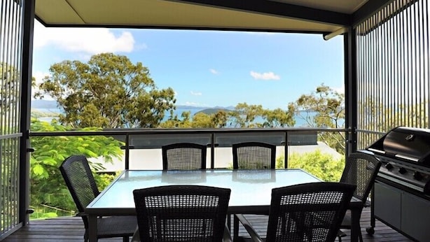 Unclassified image, 1 of 12, button - Pinnacle Apartment 6 (Whitsundays)