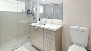 Ảnh chưa phân loại, 5 trong số 8 ảnh, nút