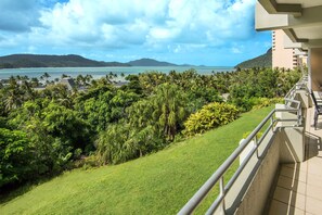 Apartment, 2 Bedrooms, Non Smoking, Kitchen | Balcony - Poinciana Lodge 111 (Whitsundays)