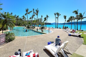 Sundeck