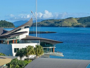 Pemandangan perairan