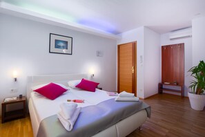 Standard Room, Annex Building | Premium bedding, pillowtop beds, in-room safe, laptop workspace - Villa Sv Kriz (Trogir)