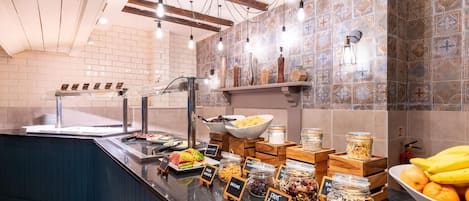 Engelsk frokost hver dag (GBP 15.95 per person)