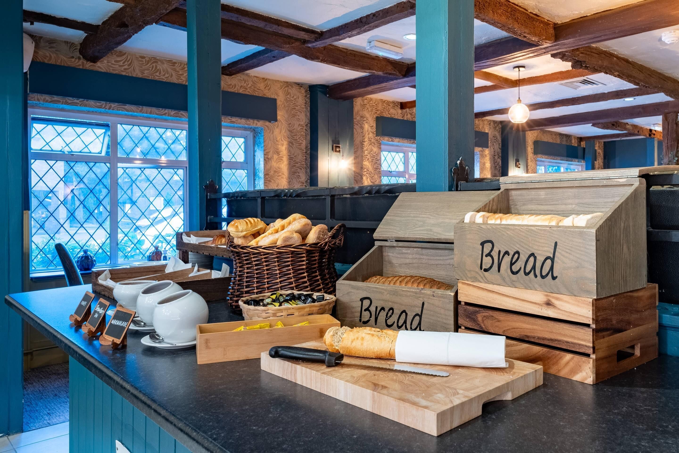 daily english breakfast (gbp 15.95 per person)