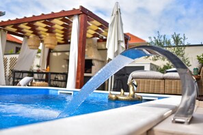 Outdoor pool, a heated pool - Casa Teuta with pool (ZADAR)