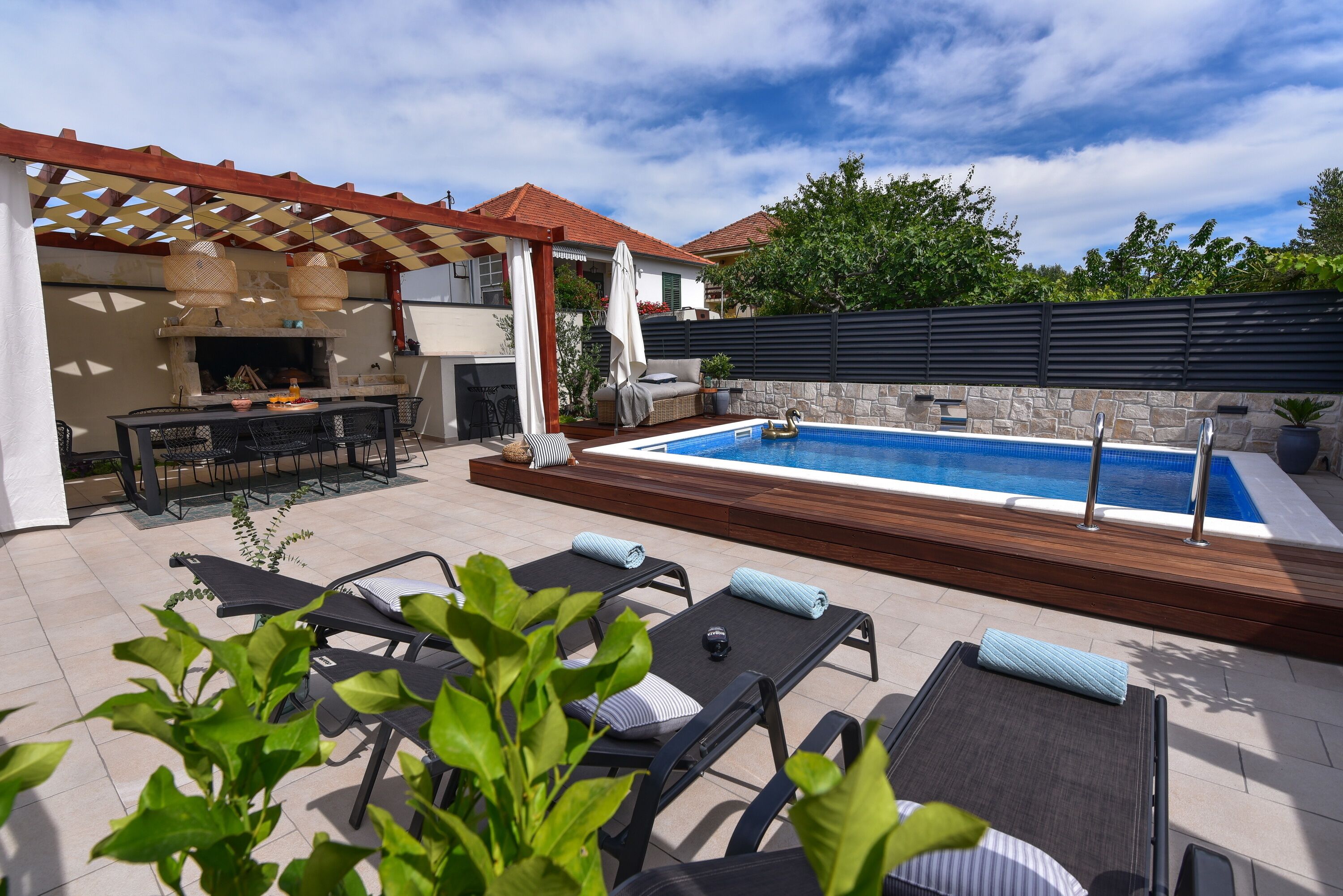 Outdoor pool, a heated pool