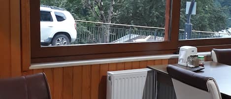 TV de plasma 40 cm com canais via satélite, TV