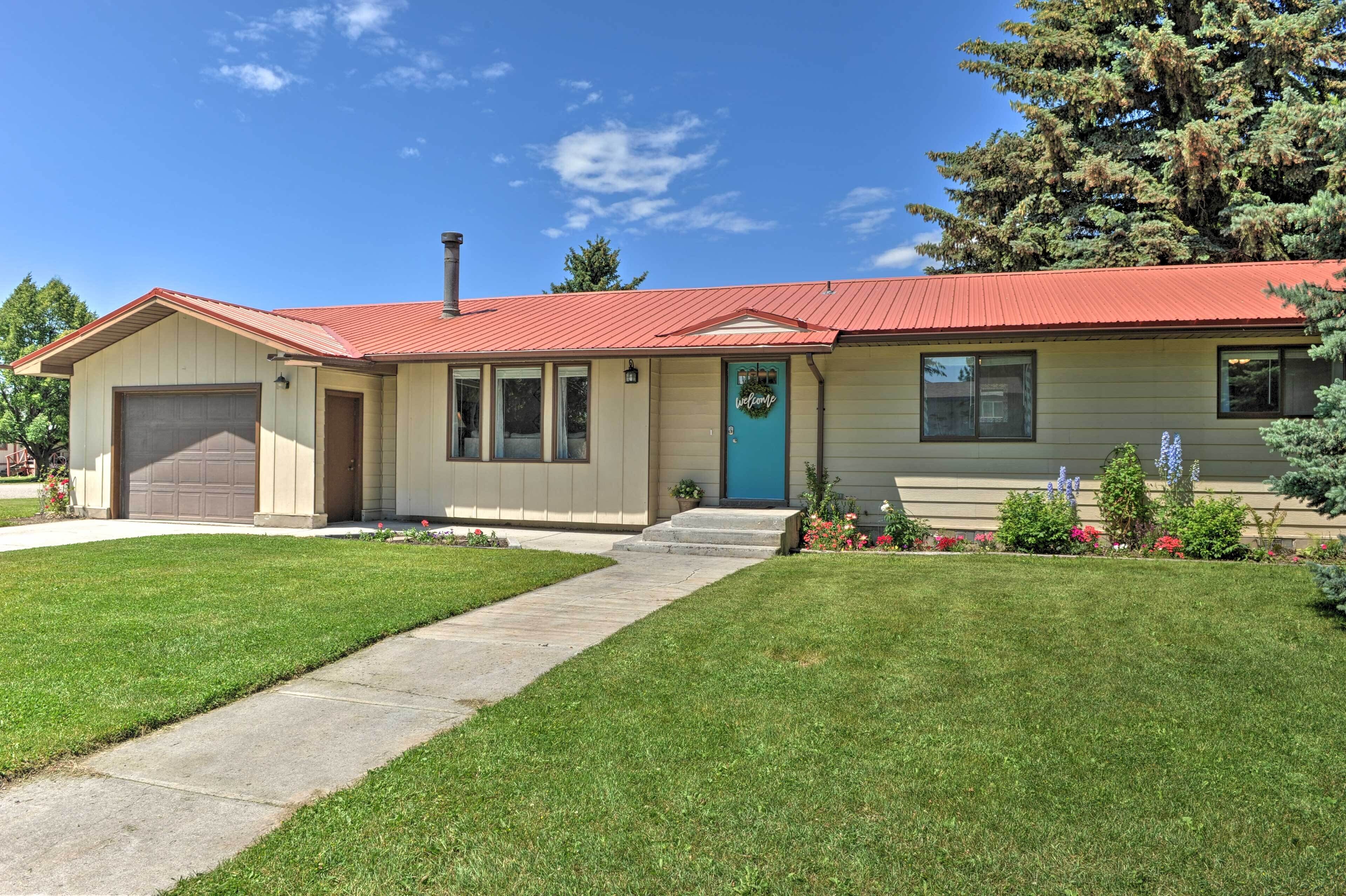 Quiet Sugar City Home < 80 Mi to Yellowstone!
