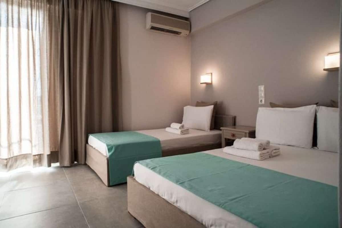 Premium bedding, in-room safe, free cots/infant beds, free WiFi