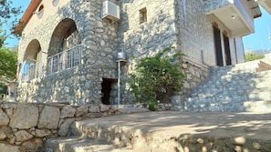 Front of property - Sultan Motel (Fethiye)