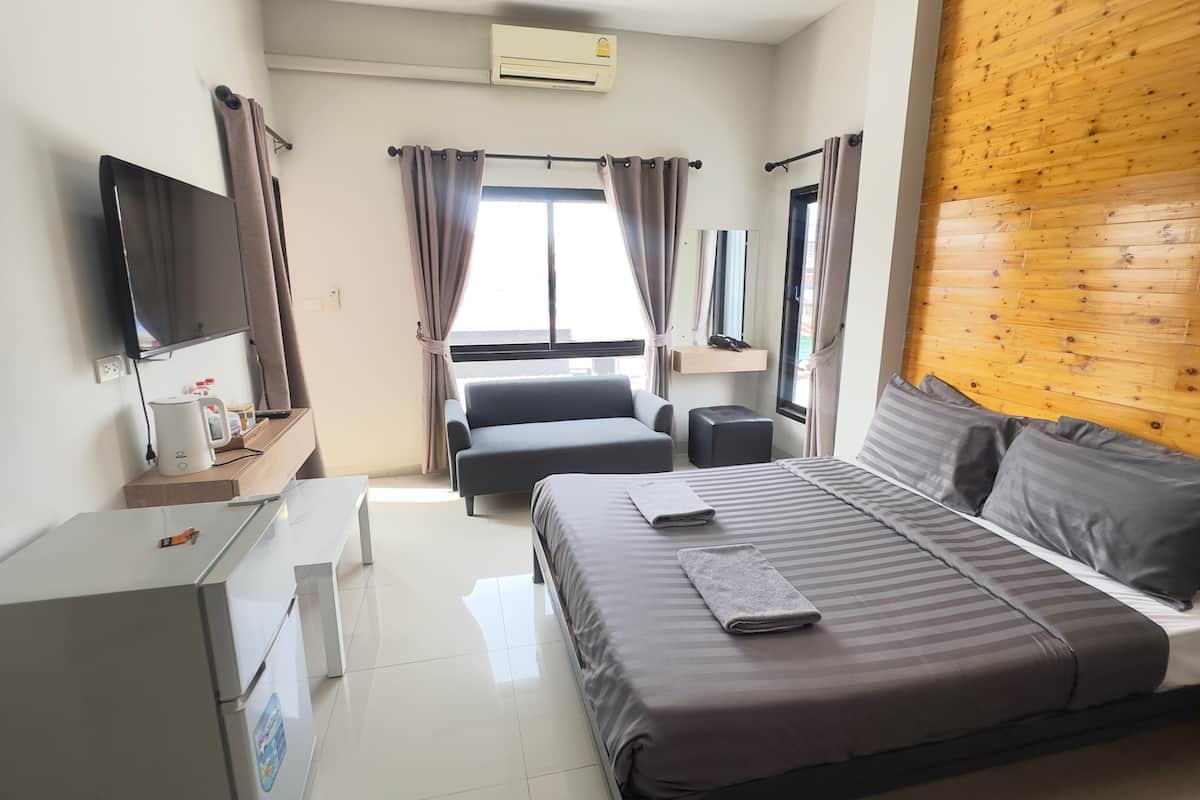 Chambre Deluxe | Rideaux occultants, Wi-Fi gratuit, draps fournis