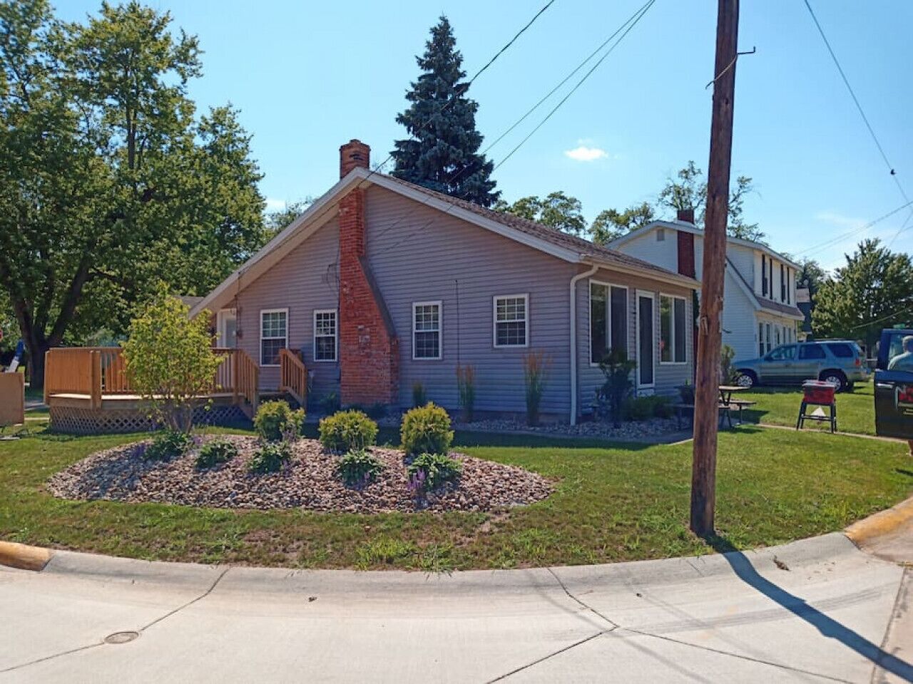 Rye Beach Retreat · Cozy Cottage on Rye Beach with Lake Erie view!