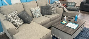 Rye Beach Retreat · Cozy Cottage on Rye Beach with Lake Erie view!