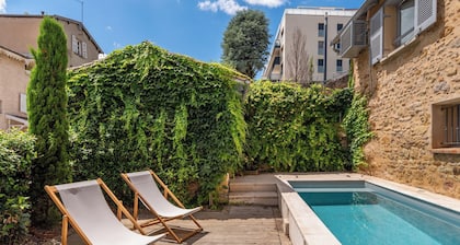 La Mignonne - Maison de village avec piscine