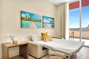 2 bedrooms, iron/ironing board, travel cot, WiFi