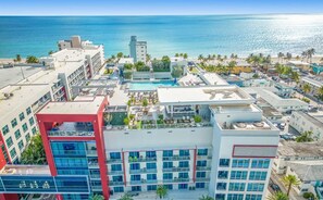 Exterior - Rooftop Pool |Hollywood Beach Broad–walk|Gym (Hollywood)