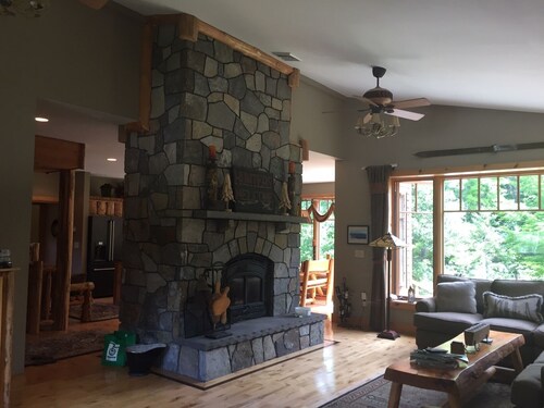 Work Remote in Paradise on North Creek