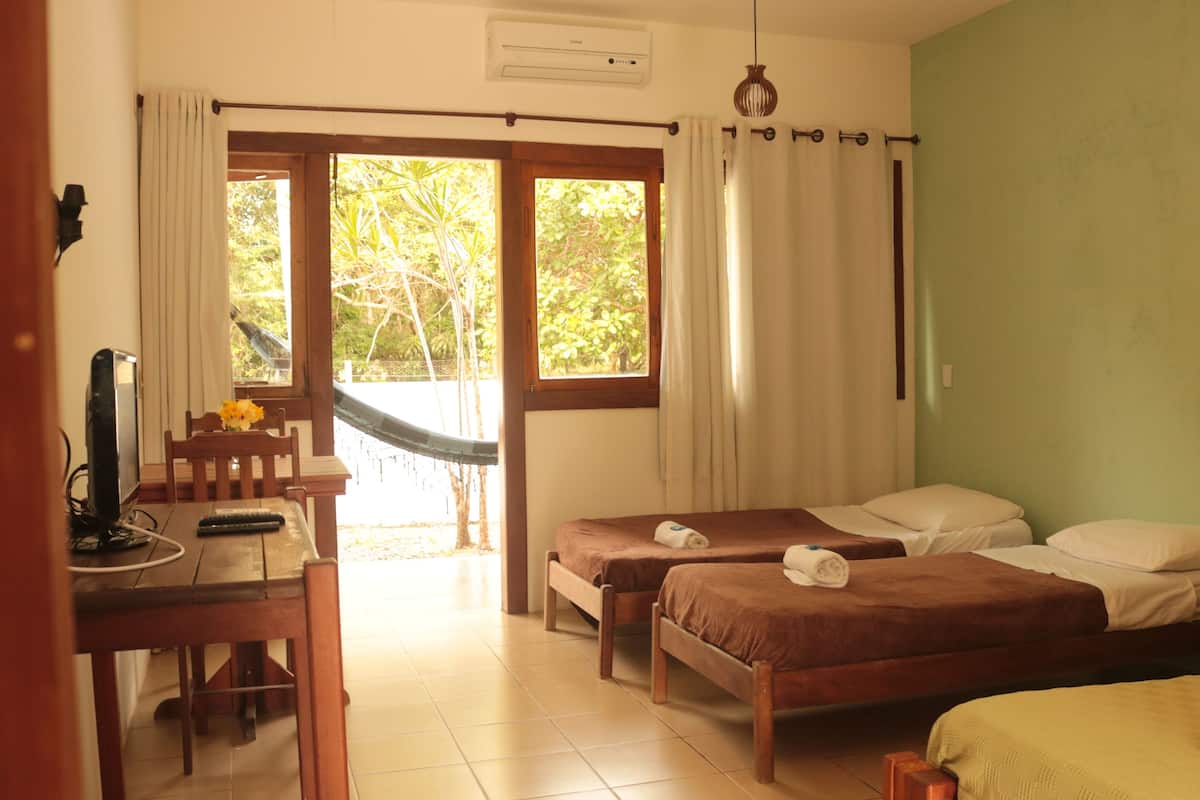 family room | minibar, laptop workspace, free wifi, bed sheets