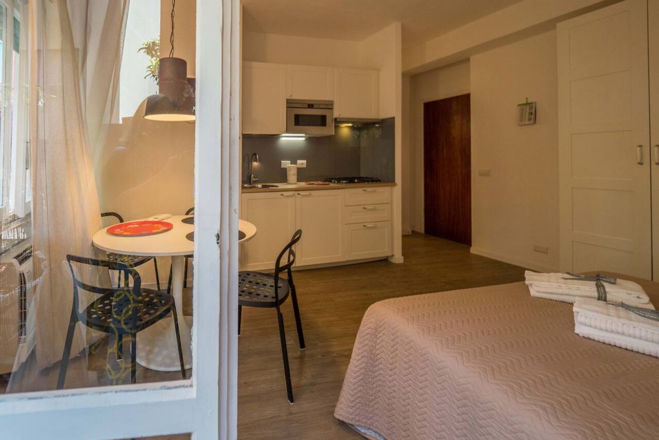 1 bedroom, travel cot, free WiFi, bed sheets