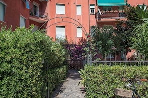 Photo non classée, 2 sur 16, bouton