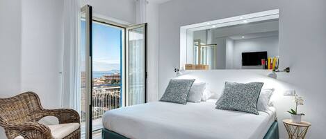 3 chambres, fer et planche à repasser, lit parapluie, Wi-Fi gratuit