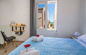 1 bedroom, in-room safe, iron/ironing board, travel crib