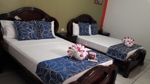 Quadrupla Economy, 2 letti matrimoniali, bagno privato | Lenzuola