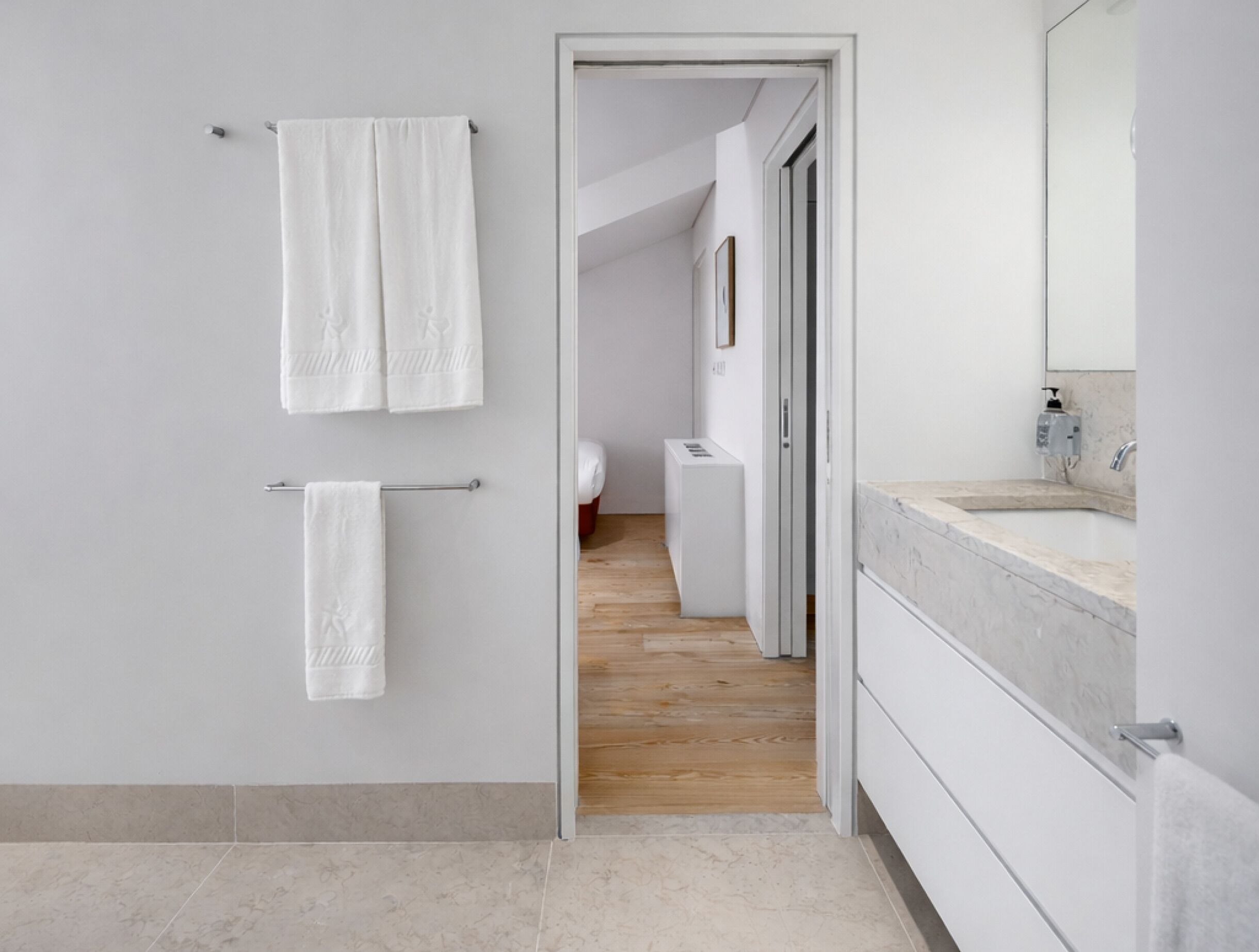 Duplex, 2 Bedrooms | Bathroom | Shower, towels