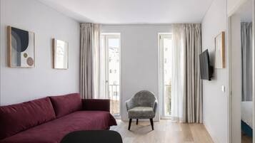 Appartement, 1 slaapkamer | Luxe beddengoed, een kluis op de kamer, een laptopwerkplek