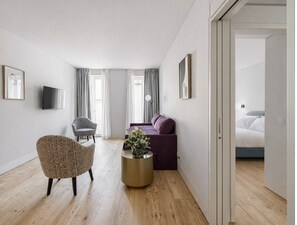 Departamento Deluxe, 1 habitación | Ropa de cama de alta calidad y caja de seguridad en la habitación 