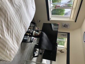 Interior - Limegrove, Comfortable three bedroom house (Carluke)