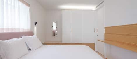 アパートメント 1 ベッドルーム | 高級寝具、セーフティボックス (室内)、防音設備、アイロン / アイロン台